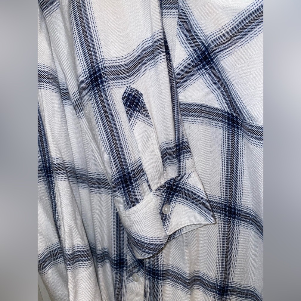 NEW Rails Hunter Button-Up Shirt. White Navy plaid shirt. Women’s size XX-L. - Picture 6 of 9
